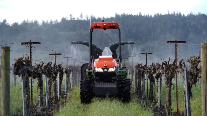 مقابله با بحران نیروی کار در کشاورزی ژاپن با تراکتور هیدروژنی بدون راننده