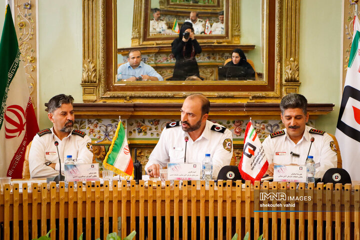 نشست خبری مدیرعامل سازمان آتش‌نشانی و خدمات ایمنی شهرداری اصفهان