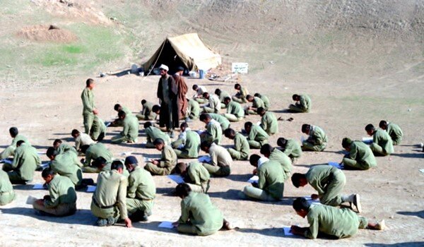 کتابهایی که جنگ نتوانست زمین بگذارد