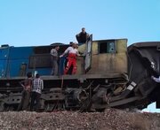 ۲ مصدوم در برخورد لوکوموتیو با واگن قطار باری در ایستگاه راه آهن اردکان