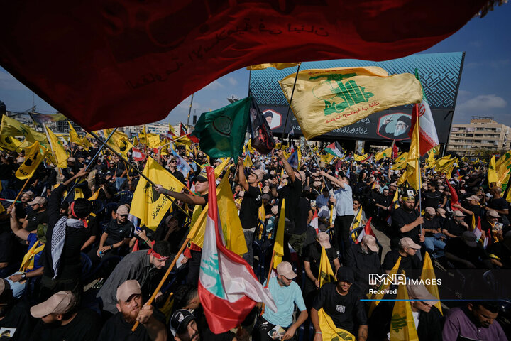 ادای احترام مردم لبنان به شهدای مقاومت