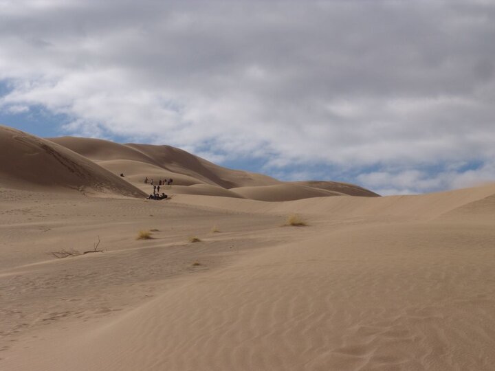 معجزه سکوت در سرزمین نقره و نور