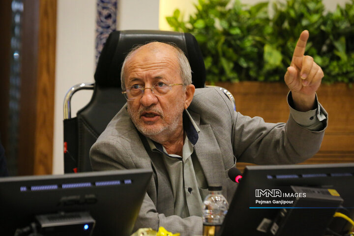 رئیسجمهور قدم به قدم دولت را کوچک کند/ ظرفیتهای حوزه ورزش مورد توجه قرار گیرد رئیسجمهور قدم به قدم دولت را کوچک کند/ ظرفیتهای حوزه ورزش مورد توجه قرار گیرد