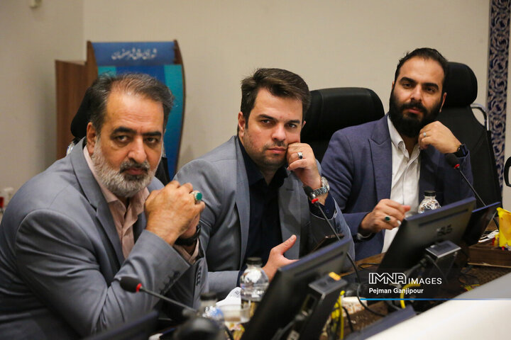 جلسه علنی شورای شهر اصفهان