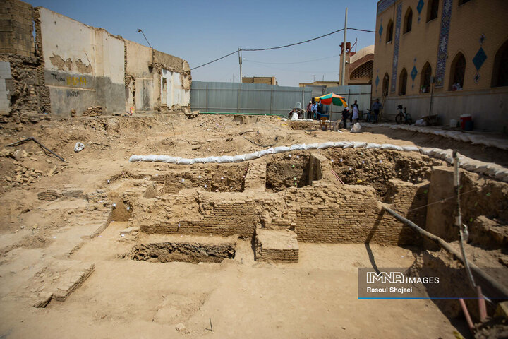 بازدید شهردار اصفهان از آخرین وضعیت پروژه کمرزرین