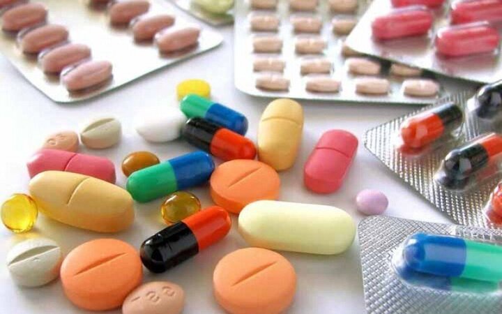 ذخایر مطلوب مواد اولیه دارو در کشور/بیماران خاص نگران نباشند
