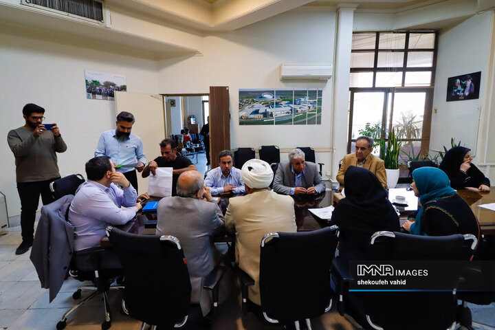 کمیته نظارتی شورای شهر اصفهان در منطقه 6 شهرداری