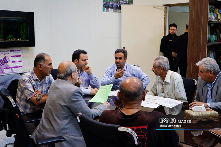 کمیته نظارتی شورای شهر اصفهان در منطقه 6 شهرداری