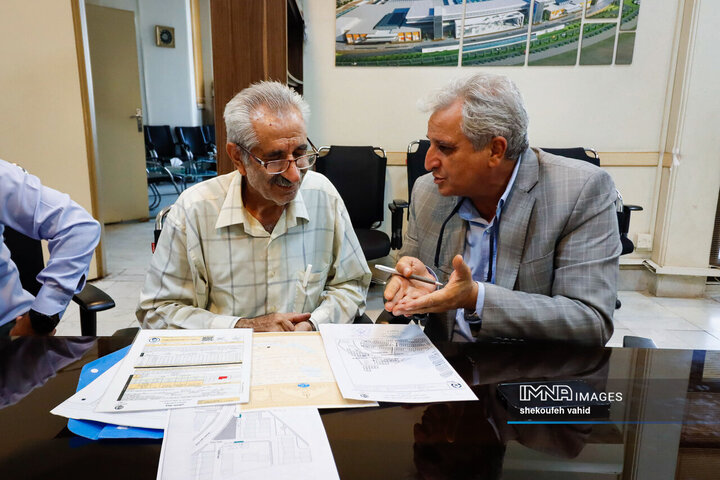 کمیته نظارتی شورای شهر اصفهان در منطقه 6 شهرداری