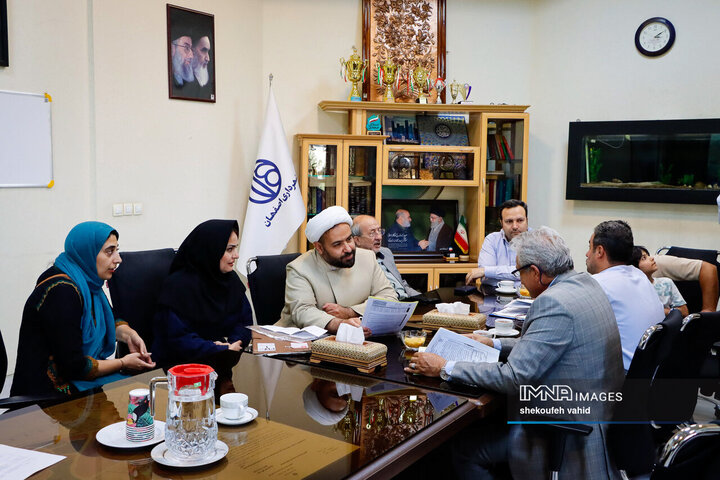 کمیته نظارتی شورای شهر اصفهان در منطقه 6 شهرداری