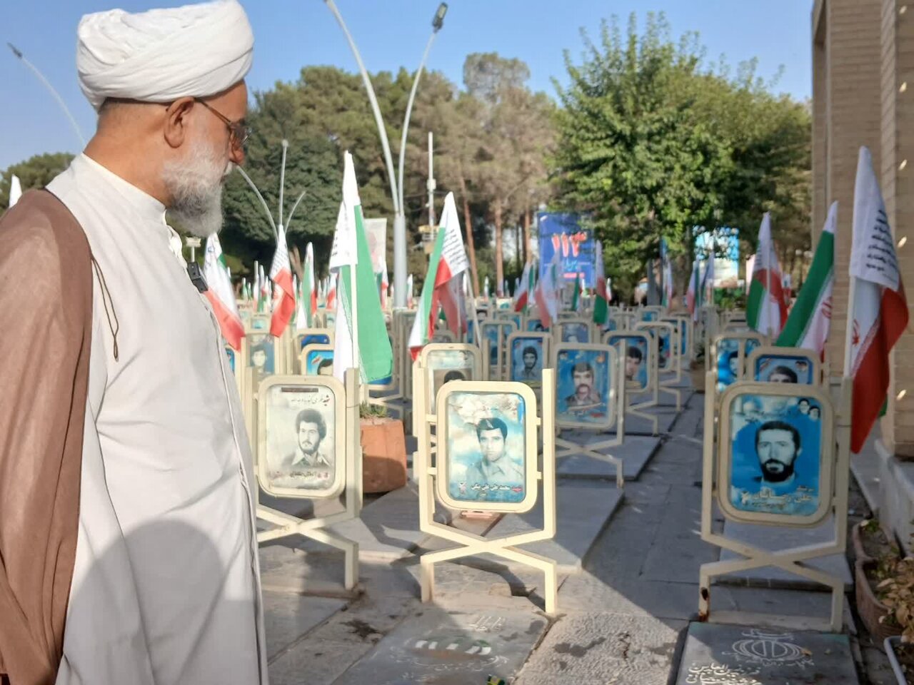 قدم در قطعه‌ای از بهشت در دل شهر
