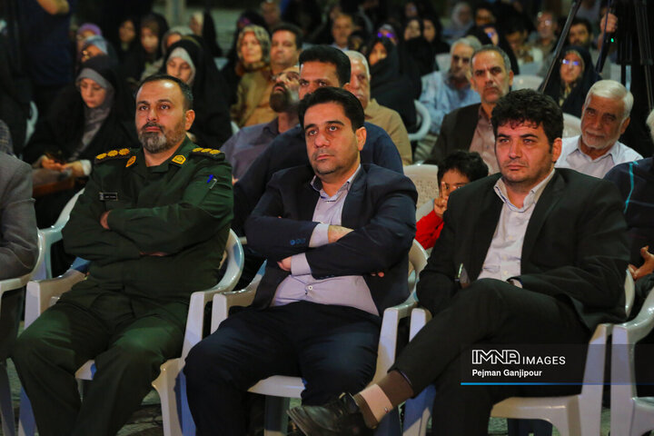 اختتامیه جشنواره استانی شعر و داستان دفاع مقدس