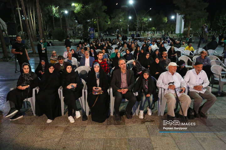 اختتامیه جشنواره استانی شعر و داستان دفاع مقدس