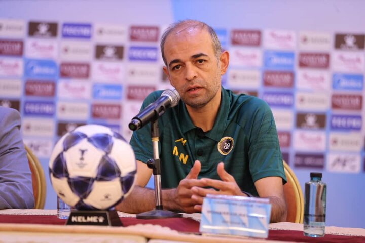 از لحاظ روانی اوضاع سپاهان بهتر است / برای صعود نیاز به امتیاز بازی‌های خانگی داریم