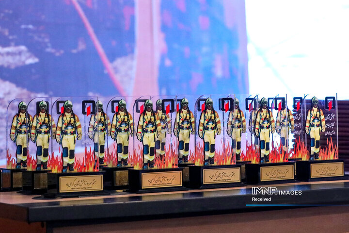 مراسم گرامیداشت روز آتش‌نشانی