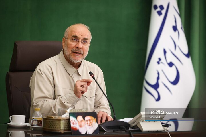 واگذاری اختیارات دولت به استانها باید در یک چارچوب مشخص انجام شود واگذاری اختیارات دولت به استانها باید در یک چارچوب مشخص انجام شود