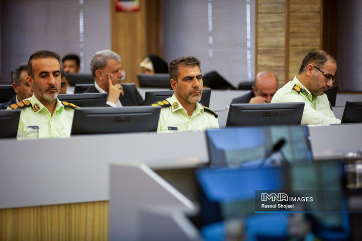 نشست خبری فرمانده انتظامی استان اصفهان