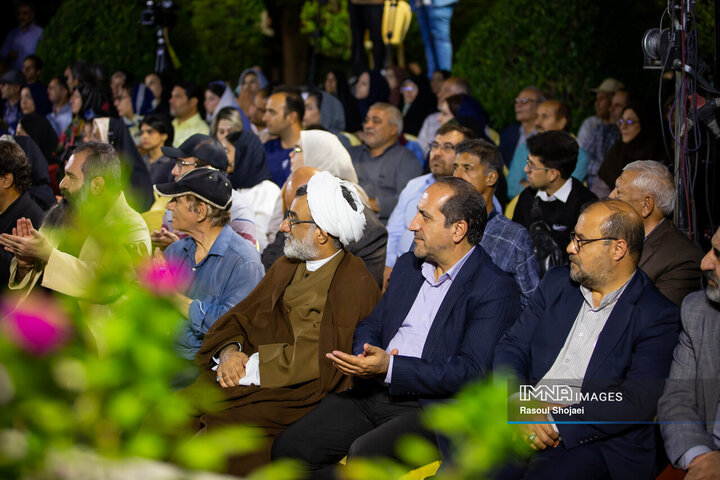 شب شعر استاد فرشچیان