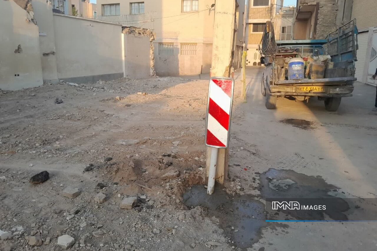 آزادسازی گلوگاه کوچه شهیدان توکلی در خیابان جهاد با اعتبار ۶ میلیارد تومانی