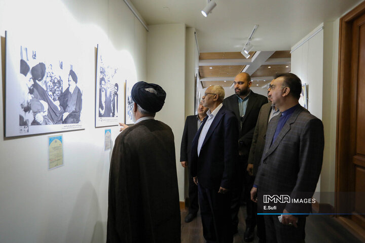 بازدید سفیر سودان از بیت تاریخی امام خمینی (ره) در شهرستان خمین