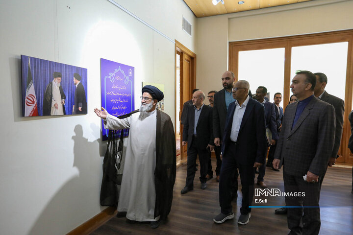 بازدید سفیر سودان از بیت تاریخی امام خمینی (ره) در شهرستان خمین