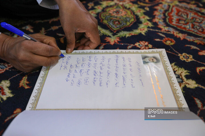 بازدید سفیر سودان از بیت تاریخی امام خمینی (ره) در شهرستان خمین