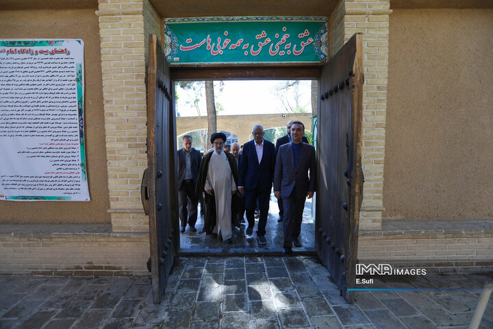 بازدید سفیر سودان از بیت تاریخی امام خمینی (ره) در شهرستان خمین