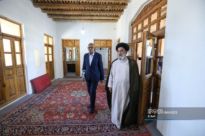 بازدید سفیر سودان از بیت تاریخی امام خمینی (ره) در شهرستان خمین