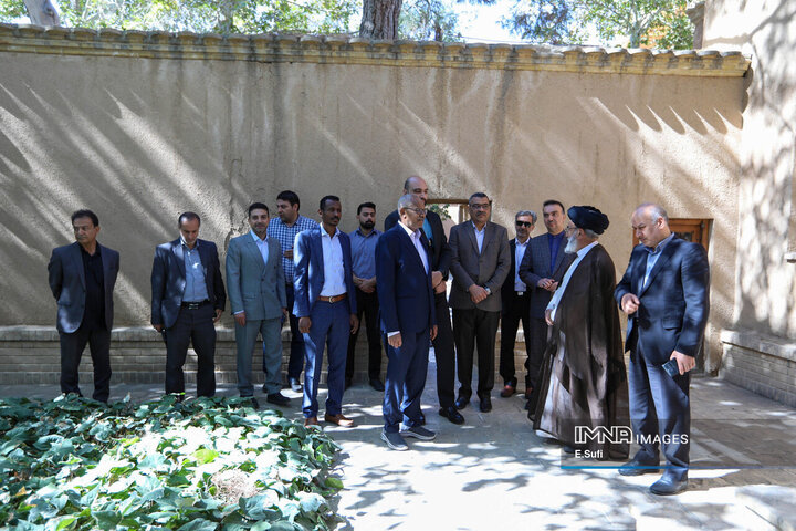 بازدید سفیر سودان از بیت تاریخی امام خمینی (ره) در شهرستان خمین