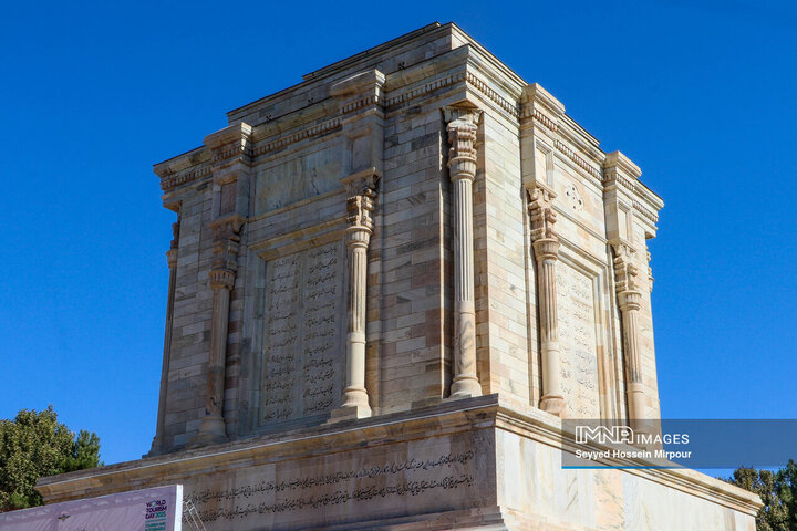 آرامگاه فردوسی