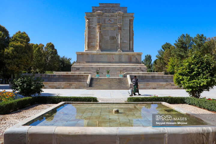 آرامگاه فردوسی