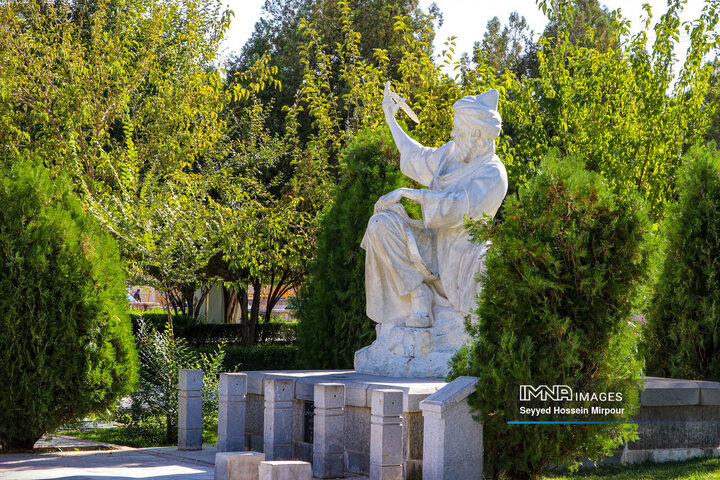 تندیس فردوسی