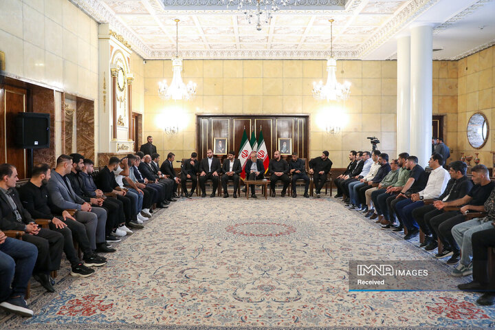 تجلیل از قهرمانان تیم‌های ملی کشتی آزاد و فرنگی