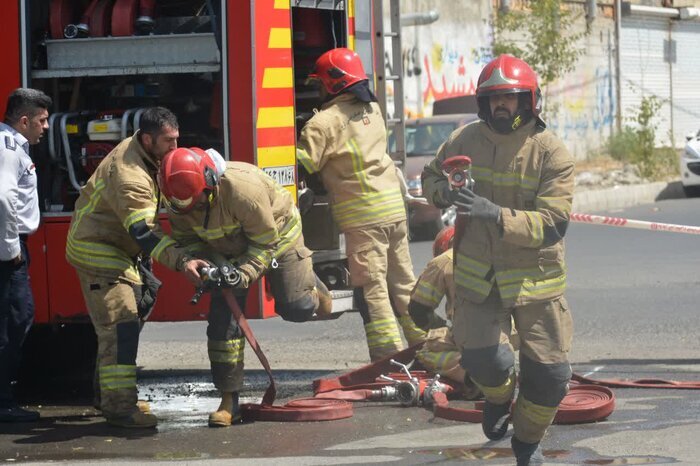 نجات دو شهروند از حریق یک منزل مسکونی در زنجان