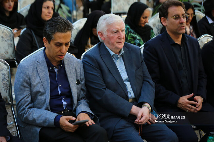 مراسم چهلمین روز درگذشت استاد محمود فرشچیان