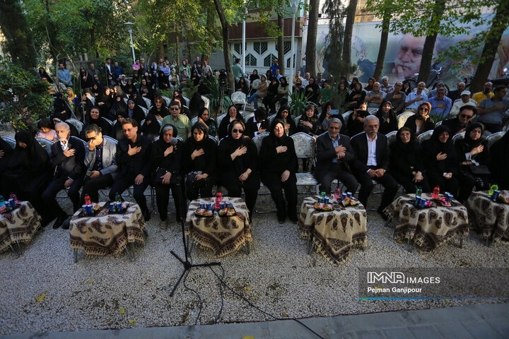 مراسم چهلمین روز درگذشت استاد محمود فرشچیان