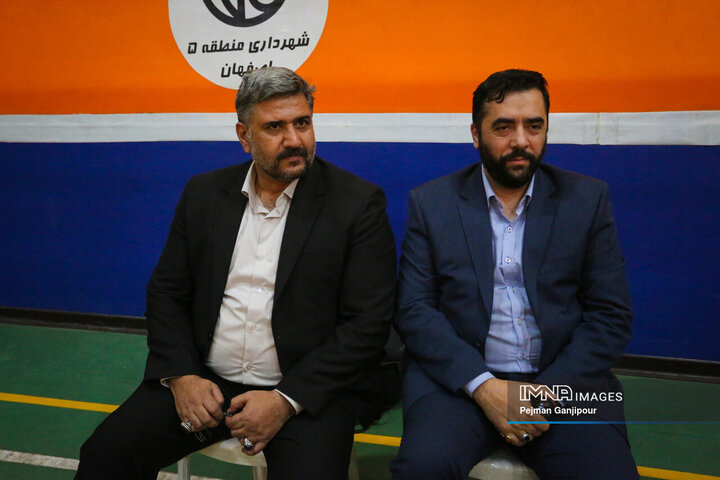 مسابقات طناب کشی بسیج شهرداری اصفهان