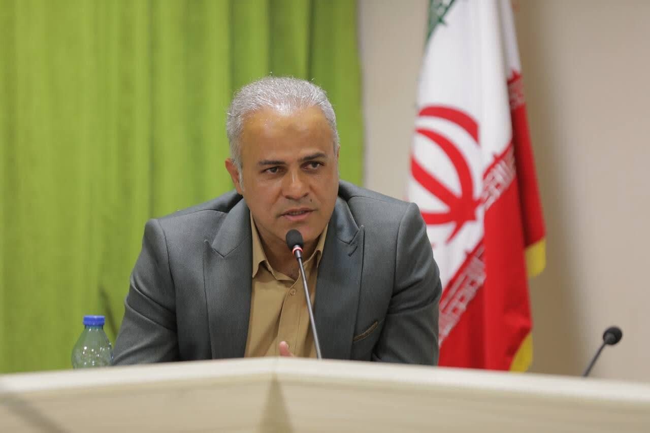 نصب و رونمایی از المان «مادر» در شهر کاشان