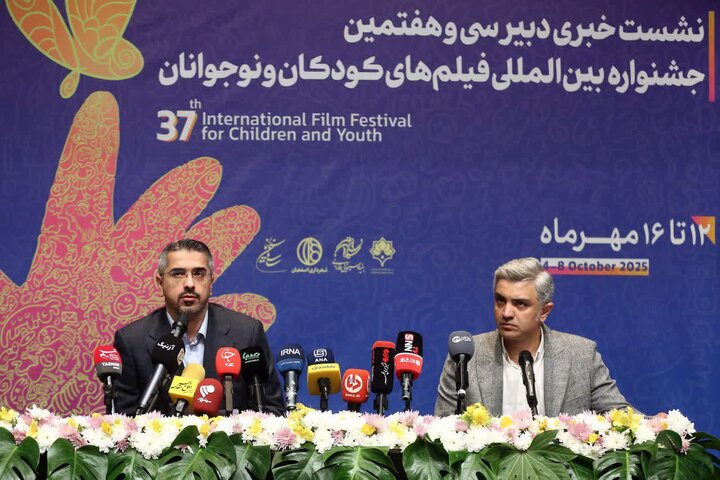 آثار بین‌المللی جشنواره کودک نمایش داده می‌شوند/ به دنبال دبیرخانه دائمی جشنواره هستیم