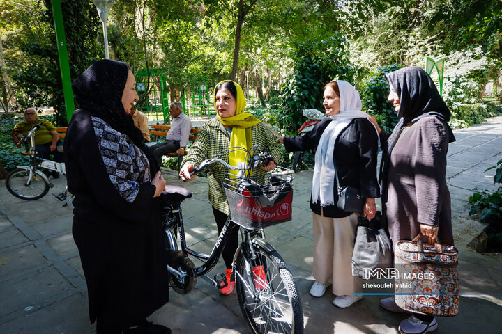 Every Wrinkle Tells a Story of Rich Old Age