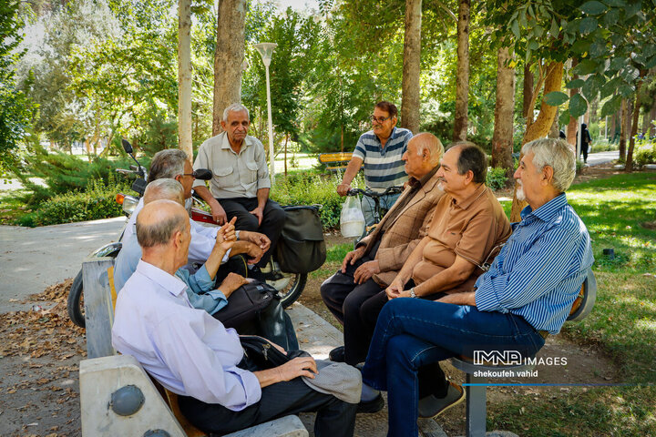 روز جهانی سالمند