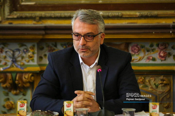  نادر آخوندی مدیرکل درآمد شهرداری اصفهان