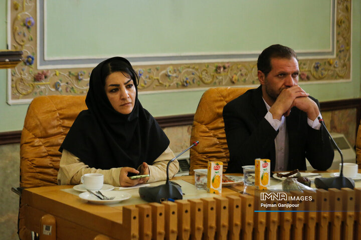 نشست خبری مدیرکل درآمد شهرداری اصفهان