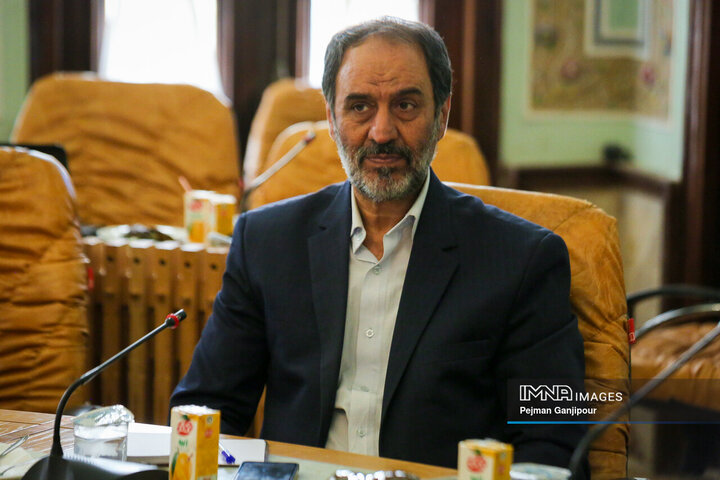 نشست خبری مدیرکل درآمد شهرداری اصفهان