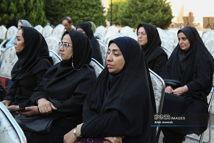 آیین رونمایی از دستاوردها، تولیدات و پروژه‌های سازمان فرهنگی، اجتماعی و ورزشی شهرداری اصفهان