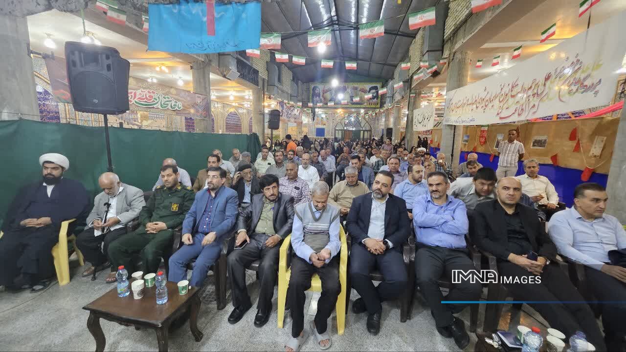 اتحاد و خدمت خالصانه رمز آبادانی شهر و ادای دین به شهدا است