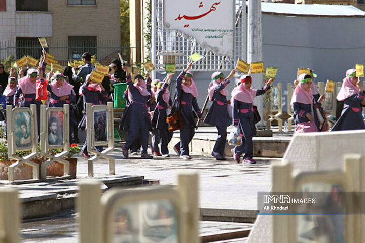 جشنواره بیست و هفتم، افتتاحیه معنوی