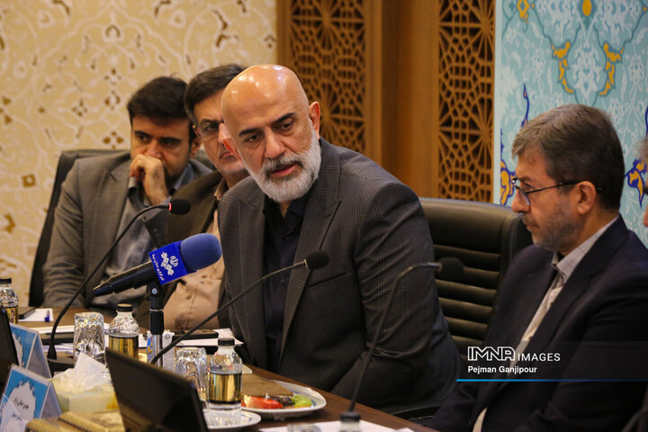 کورش خسروی معاون هماهنگی امور اقتصادی استاندار اصفهان