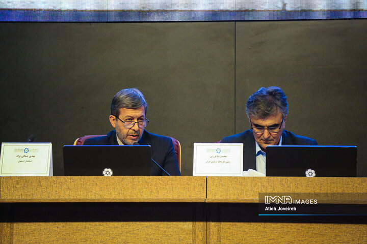 همایش بررسی چالش‌های ارزی فعالان اقتصادی