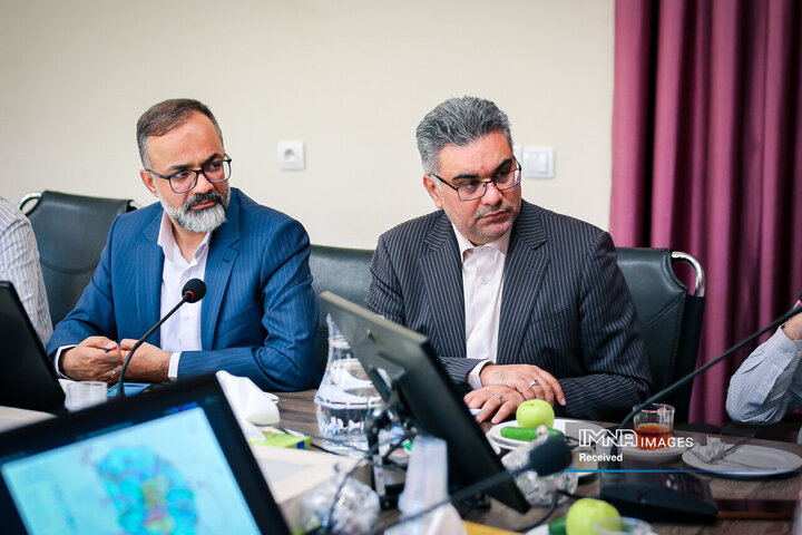 نشست کمیسیون هوشمندسازی و حمل‌ونقل شهری شورای اسلامی شهر اصفهان